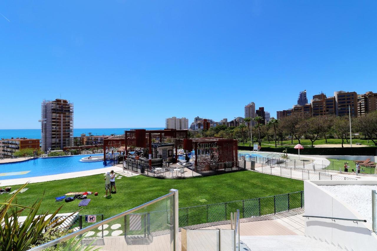 דירות בנידורם Sunset Drive 1-46 Poniente Beach מראה חיצוני תמונה